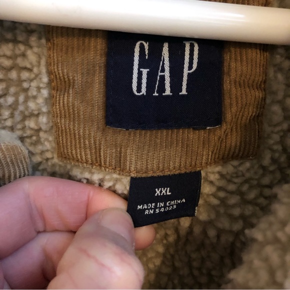 Vintage men’s Gap corduroy/sherpa jacket - Picture 3 of 4